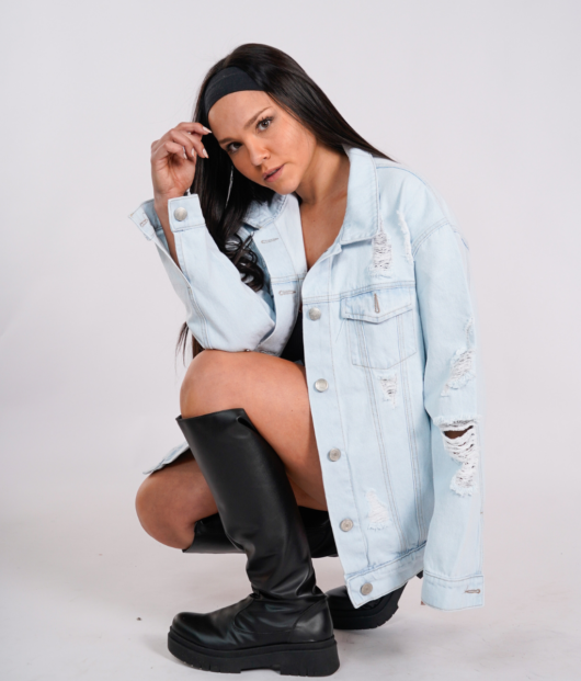 CAMPERA OVER DENIM